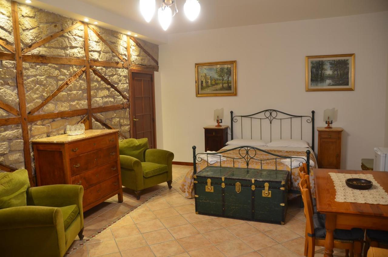 Отель Casa Cesira Неаполь Экстерьер фото