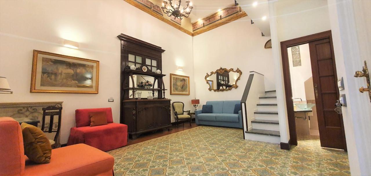 Отель Casa Cesira Неаполь Экстерьер фото